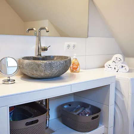 Südstern Og, Schwalbenweg